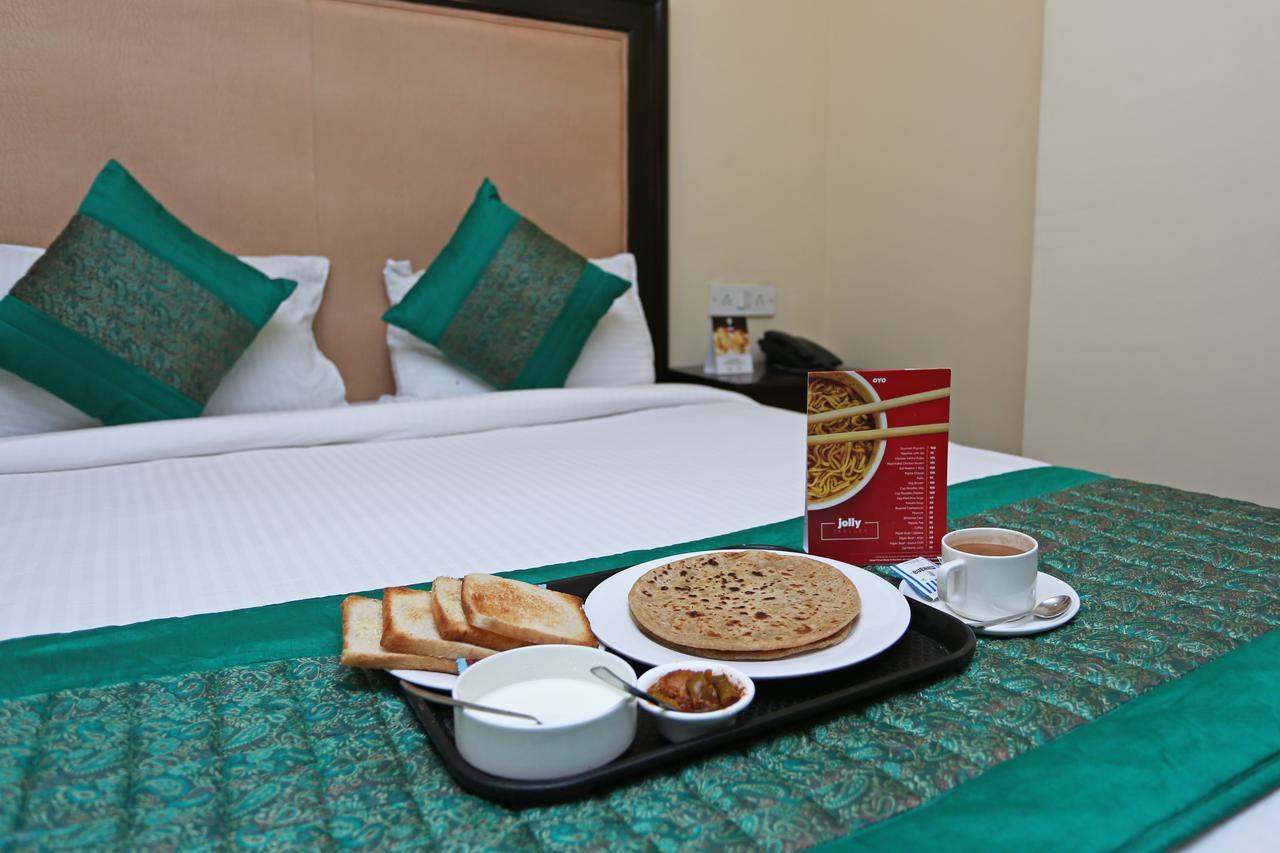 Oyo 714 Hotel De Plaza Nuova Delhi Esterno foto