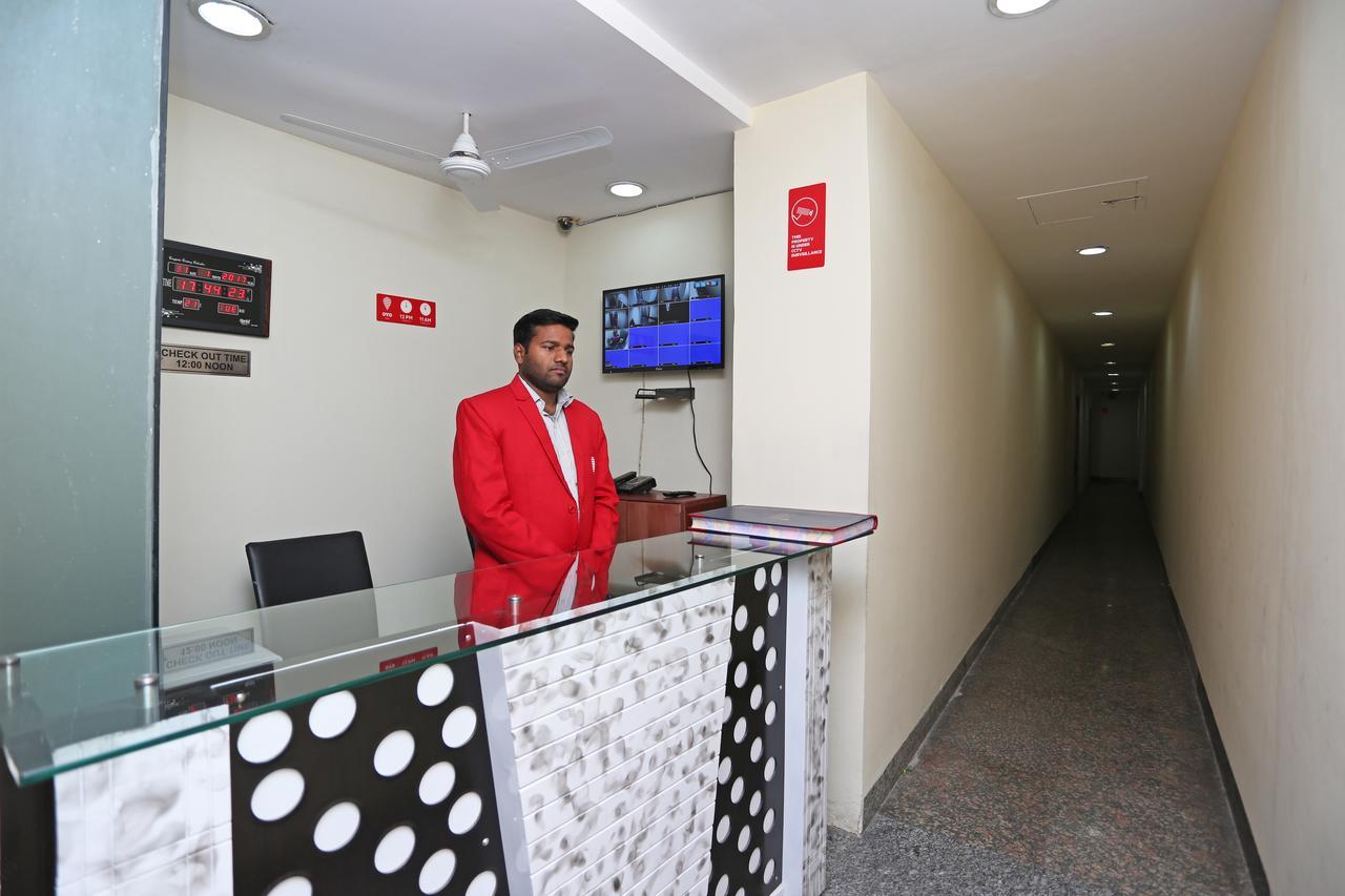Oyo 714 Hotel De Plaza Nuova Delhi Esterno foto
